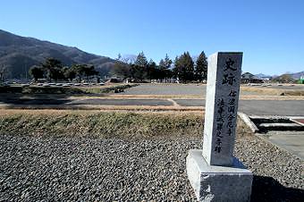 マウスクリックで拡大/縮小します