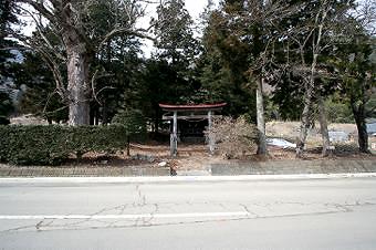 マウスクリックで拡大/縮小します