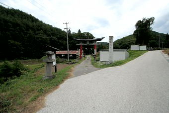 マウスクリックで拡大/縮小します