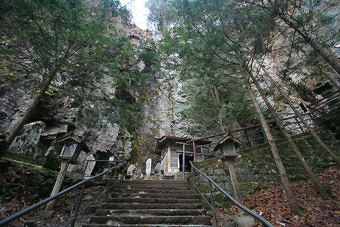 マウスクリックで拡大/縮小します