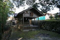 マウスクリックで拡大/縮小します