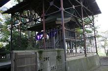 マウスクリックで拡大/縮小します