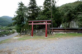 マウスクリックで拡大/縮小します