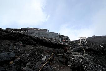 マウスクリックで拡大/縮小します