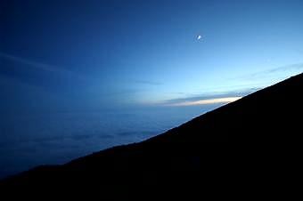 マウスクリックで拡大/縮小します