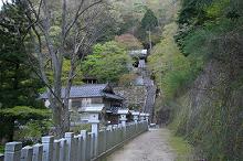 マウスクリックで拡大/縮小します