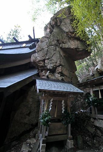 マウスクリックで拡大/縮小します