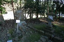 マウスクリックで拡大/縮小します