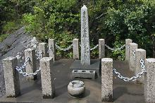 マウスクリックで拡大/縮小します