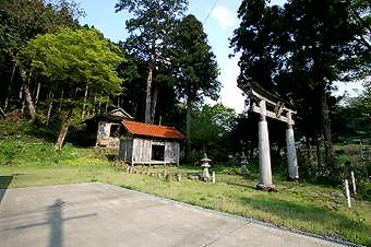 マウスクリックで拡大/縮小します