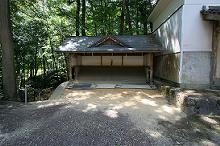 マウスクリックで拡大/縮小します