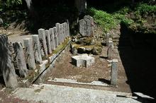 マウスクリックで拡大/縮小します