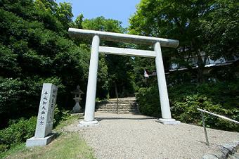 マウスクリックで拡大/縮小します