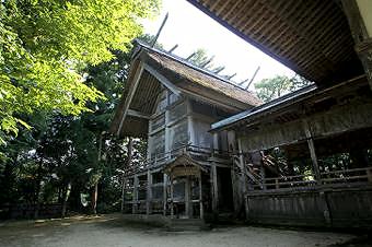 マウスクリックで拡大/縮小します