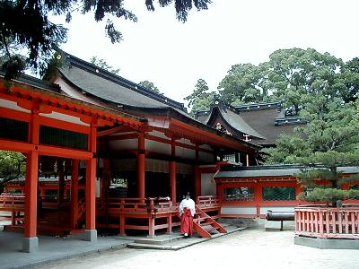 マウスクリックで拡大/縮小します