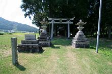 マウスクリックで拡大/縮小します