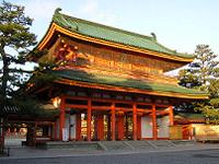 マウスクリックで拡大/縮小します