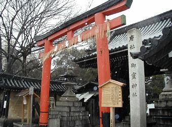 マウスクリックで拡大/縮小します