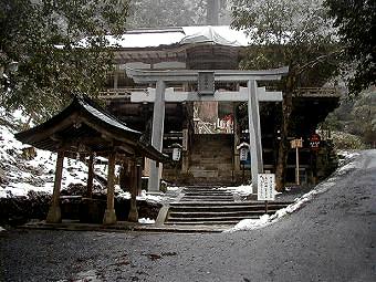 マウスクリックで拡大/縮小します