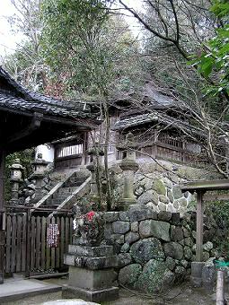 マウスクリックで拡大/縮小します