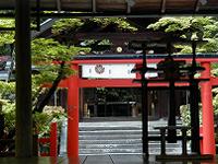 マウスクリックで拡大/縮小します